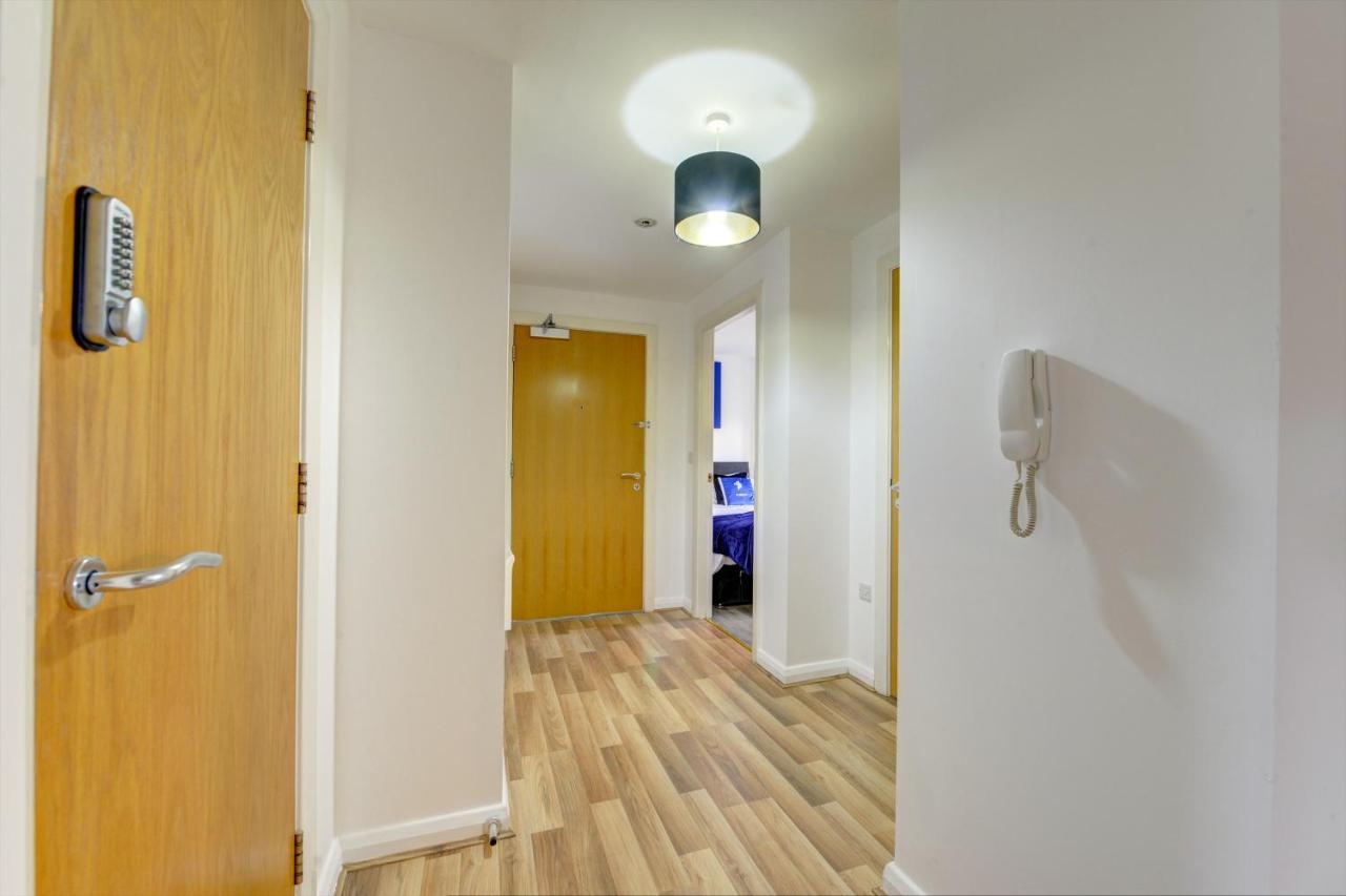 Spacious - Penthouse 2 Bed Apartment With Secure Allocated Parking Sheffield Extérieur photo